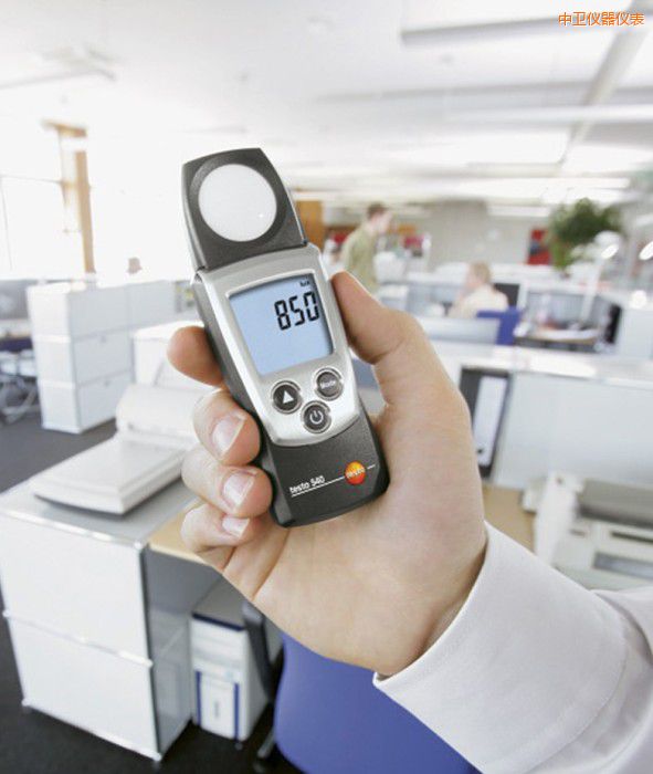 中衛(wèi)照度儀