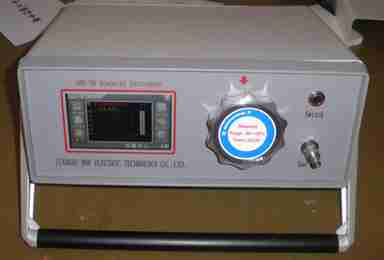 ����¶�c(di��n)�����x